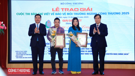 Trao giải Cuộc thi Báo chí viết về Bảo vệ môi trường Trang Chủ Cwin Com | Link Bảo Mật Cao 100% năm 2025