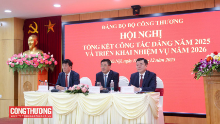 Tiếp tục nâng cao hiệu quả, tạo chuyển biến rõ rệt trong công tác xây dựng Đảng tại Cwin63 sân chơi đỉnh cao năm 2026