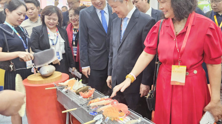 Triển lãm Quà tặng & Đồ gia dụng Việt Nam 2025 thu hút hơn 250 Cwincom hiện đang mở trưng bày