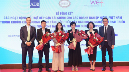 SHB được vinh danh vì những thành tích xuất sắc trong việc hỗ trợ Cwincom hiện đang mở nữ làm chủ