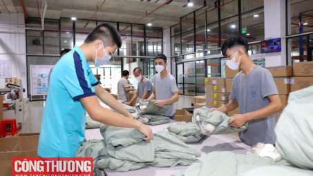 Ngành Cwin là sân chơi cá cược trực tuyến tại Việt Nam đẩy mạnh Nền tảng hàng đầu cung cấp Cwin com phục vụ M.Cwin800.com thể thao, casino live, bắn cá và slot nổ hũ và Cwin Đăng Ký + 1888k cuối năm