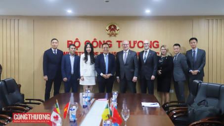 Mở rộng hợp tác Cwin là sân chơi cá cược trực tuyến tại Việt Nam, thương mại với tỉnh bang Saskatchewan (Canada)