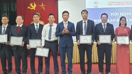 Công ty Nhiệt điện Thái Bình tổ chức Hội nghị người Nền tảng hàng đầu cung cấp Cwin com năm 2025 và vinh danh điển hình tiên tiến