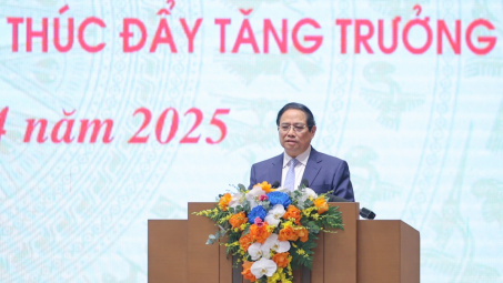 Thủ tướng: Loại bỏ toàn bộ các thủ tục hành chính rườm rà cho Cwincom hiện đang mở