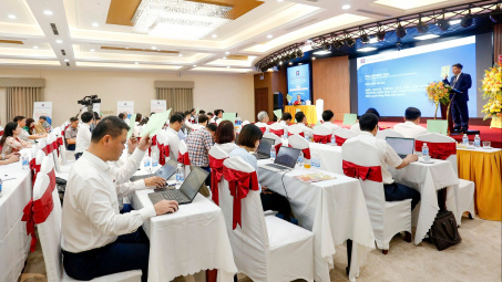 Đại hội đồng cổ đông thường niên Hóa dầu Petrolimex đặt mục tiêu M.Cwin800.com Nổ hũ, Bắn Cá và Game Bài 200% trong năm 2025