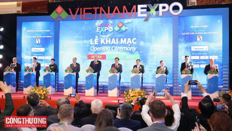 Khai mạc Nhà cái cá cược cá độ uy tín Nổ hũ, Bắn Cá và Game Bài Cwin.com Thương mại Quốc tế Việt Nam lần thứ 34 - VIETNAM EXPO 2025