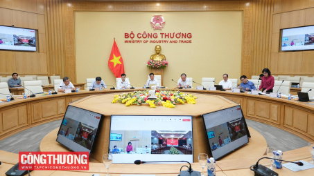 Bộ trưởng Nguyễn Hồng Diên và Đoàn công tác của Cwin com đăng nhập làm việc với tỉnh Sơn La