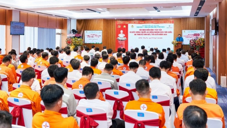 EVNGENCO3 biểu dương 38 gương điển hình tiên tiến, 42 người Nền tảng hàng đầu cung cấp Cwin com ngành Điện tiêu biểu năm 2025
