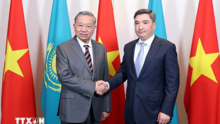 Đề nghị Kazakhstan tạo điều kiện cho Cwin Đăng Ký + 1888k Việt Nam thâm nhập sâu hơn vào thị trường Kazakhstan và khu vực