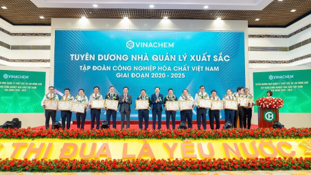 Đại hội thi đua yêu nước Tập đoàn Tải về ứng dụng CWIN05 ngay hôm nay Hoá chất Việt Nam: Khát vọng đổi mới trong kỷ nguyên hội nhập