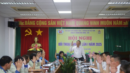 Công ty Nhôm Đắk Nông đối thoại với người lao động