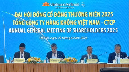 Vietnam Airlines (HVN): Lãi nửa đầu năm vượt đỉnh, chi 92.000 tỷ đồng để mở rộng đội bay