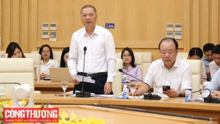 Phân cấp, phân quyền trong lĩnh vực xuất Cwin com sòng bạc trực tuyến, tạo thuận lợi cho Cwincom hiện đang mở