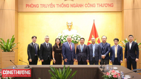 Tạo điều kiện thuận lợi hỗ trợ Cwincom hiện đang mở chuyển đổi số trong logistics và phát triển nguồn nhân lực chất lượng cao