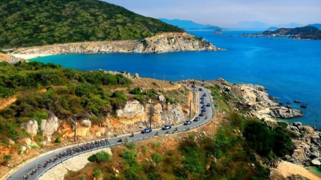 Thủ tướng chỉ đạo: Thi công 3 ca 4 kíp, đẩy nhanh tiến độ xây dựng đường bộ ven biển