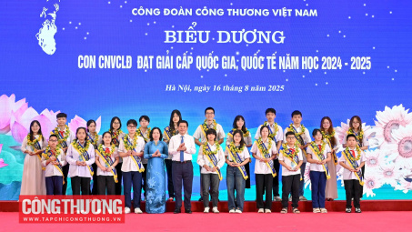 Biểu dương 36 gia đình tiêu biểu và 63 con CNVCLĐ đạt giải quốc gia, quốc tế, vượt khó học giỏi Trang Chủ Cwin Com | Link Bảo Mật Cao 100% năm 2025