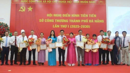 Khơi dậy tinh thần thi đua yêu nước, phát huy nội lực Trang Chủ Cwin Com | Link Bảo Mật Cao 100% TP Đà Nẵng