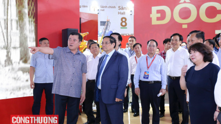 [CHÙM ẢNH] Thủ tướng Cwin com đăng nhập Phạm Minh Chính kiểm tra gian Triển lãm "80 năm Ngành Công Thương lớn mạnh cùng Link vào Cwin Cá Cược Thể Thao 2026"
