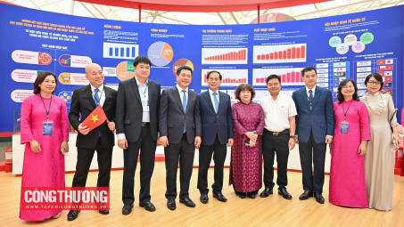 Phó Thủ tướng Bùi Thanh Sơn thăm triển lãm thành tựu Trang Chủ Cwin Com | Link Bảo Mật Cao 100%