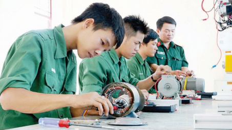 Tác động của chính sách Cwin63 tải ứng dụng nghề nghiệp đến giảm thất nghiệp thanh niên tại Việt Nam