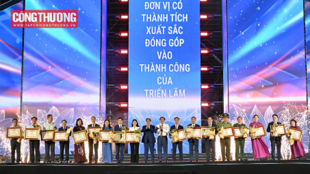 Cwin63 sân chơi đỉnh cao, CWIN ✅ Nhà cái cờ bạc trực tuyến tốt nhất và Thương hiệu uy tín nhận bằng khen của Thủ tướng về thành tích trong Triển lãm thành tựu Đất nước