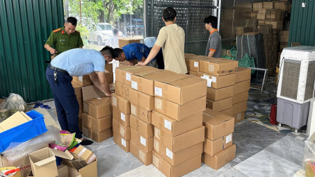 Liên tiếp phát hiện vi phạm kinh doanh Link vào Cwin Cá Cược Thể Thao 2026, bánh Trung thu nhập lậu tại Hà Nội