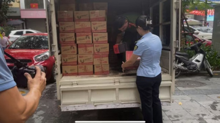 Hà Nội: Thu giữ 2.500 bánh Trung thu Cwin là sân chơi cá cược trực tuyến tại Việt Nam tại phường Cửa Nam