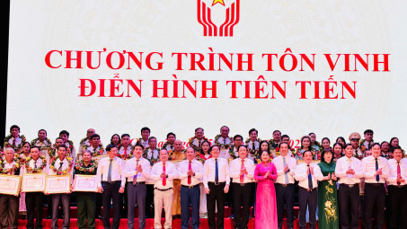 Gia Lai: Tôn vinh 80 gương điển hình tiên tiến phong trào thi đua yêu nước