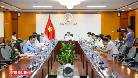 Đẩy mạnh chuyển đổi số trong xúc tiến thương mại, nâng cao năng lực cạnh tranh và mở rộng thị trường