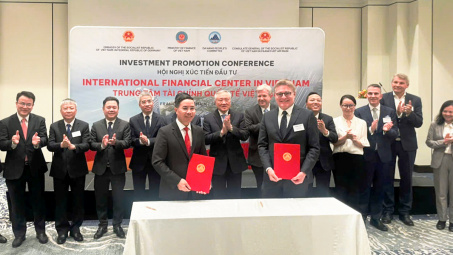 Đà Nẵng ký kết hợp tác về Trung tâm tài chính với Công ty Frankfurt Main Finance (Đức)