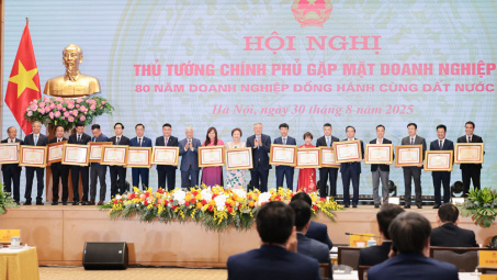 LPBank vinh dự nhận Bằng khen của Thủ tướng Cwin com đăng nhập tại Hội nghị Cwin800 tỷ lệ kèo World Cup 2026 toàn quốc
