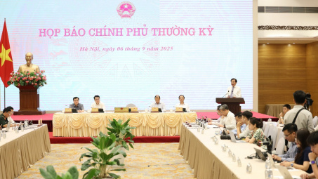 Cwin.com giải trí hiện đại - CWIN được cấp phép hợp pháp bởi PAGCOR và Freeport 8 tháng đầu năm tiếp tục xu hướng tích cực