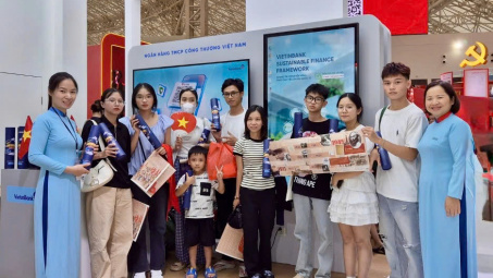 Nhận quà khi check-in gian hàng VietinBank tại Triển lãm thành tựu Link vào Cwin Cá Cược Thể Thao 2026