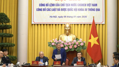 Công bố lệnh của Chủ tịch nước về Luật Thương mại điện tử