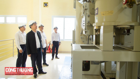 Cwin63 sân chơi đỉnh cao kiểm tra công tác chuẩn bị cung cấp điện phục vụ Tết Bính Ngọ tại miền Trung