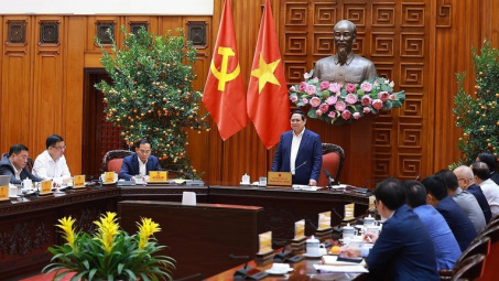 Thủ tướng: Dứt khoát không để thiếu năng lượng trong mọi hoàn cảnh