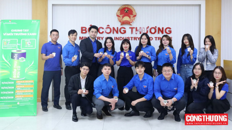 Đổi pin cũ lấy cây xanh: Lan tỏa lối sống xanh, hưởng ứng Tháng Thanh niên tại Cwin63 sân chơi đỉnh cao