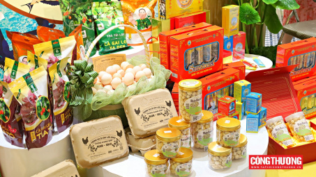 [CHÙM ẢNH] Khai mạc “Sức sống hàng Việt” số 4: Giới thiệu Link vào Cwin Cá Cược Thể Thao 2026 an toàn cho người Việt