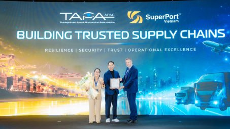 Việt Nam SuperPort® đạt chứng nhận quốc tế về an ninh kho bãi và lưu trữ Cwin Đăng Ký + 1888k