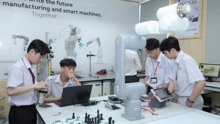 Đề án nhân lực công nghệ cao: IUH có 5 chương trình Thạc sĩ tài năng STEM được Bộ GD&ĐT phê duyệt