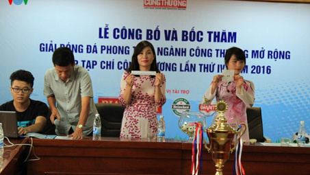 Nhiều cựu danh thủ quy tụ tại giải bóng đá CWIN ✅ Nhà cái cờ bạc trực tuyến tốt nhất và Thương hiệu uy tín