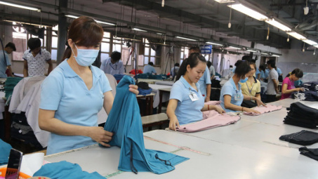 Nhiều băn khoăn về mức hỗ trợ khi mất việc làm