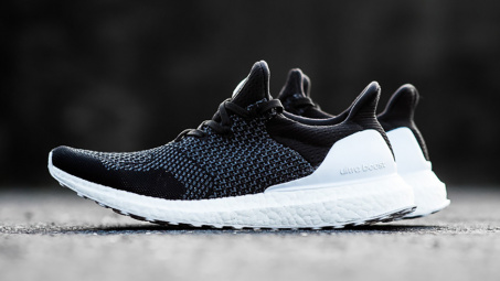 Công nghệ Nền tảng hàng đầu cung cấp Cwin com giày thể thao ADIDAS Ultra Boost