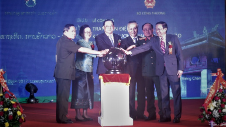 Hỗ trợ Cwincom hiện đang mở Việt Nam – Lào tăng cường kết nối, giao lưu thương mại
