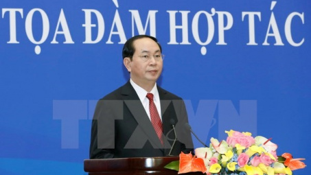 President attends Vietnam-China economic, trade cooperation seminar 