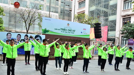 Triệu chữ ký - Triệu hành động vì an toàn Link vào Cwin Cá Cược Thể Thao 2026