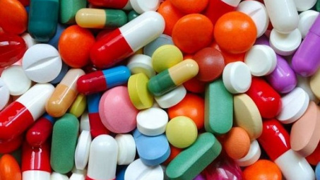 Năm 2018 người bệnh tự chi trả 221 thuốc bị BHYT cắt khỏi danh mục thanh toán