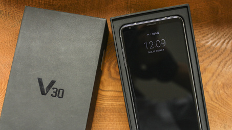 LG bắt đầu cập nhật Android Oreo cho dòng điện thoại V30