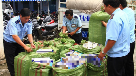 Thí điểm đấu giá thuốc lá ngoại nhập lậu bị tịch thu để xuất khẩu