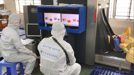 Bắt giữ hơn 30kg ma túy tổng hợp MDMA và Ketamin qua đường chuyển phát nhanh